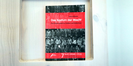 Kostüm der Macht