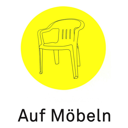 Auf Möbeln