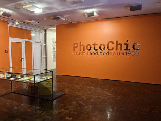 PhotoChic Ausstellung im MKK